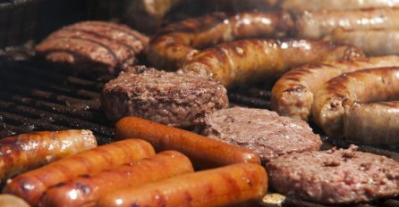 BALKANCI TAMANE OVU HRANU, A ONKOLOZI JE NE JEDU NI ZA ŽIVU GLAVU: Vjeruju da je opasna i da može povećati rizik od RAKA