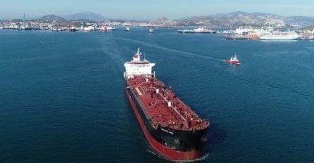 Američka mornarica tvrdi da je Iran zauzeo tanker, navodno je riječ o brodu kojeg je unajmila američka naftna kompanija Chevron