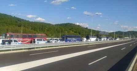 Banjalučka policija pala na ispitu: Velika grupa Željinih navijača vraćena s gostovanja