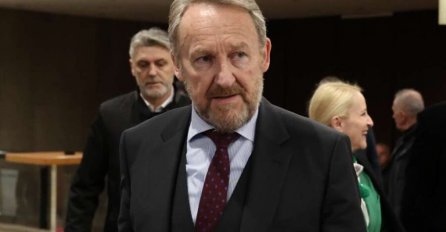 Bakir Izetbegović: Oni koji pobjeđuju ne mijenjaju trenera