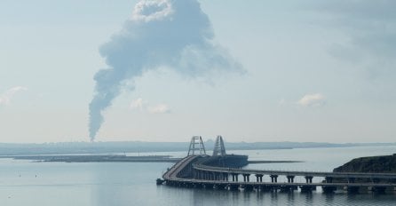 Ruski državni mediji tvrde da je požar u skladištu nafte u blizini Krima izazvao napad drona