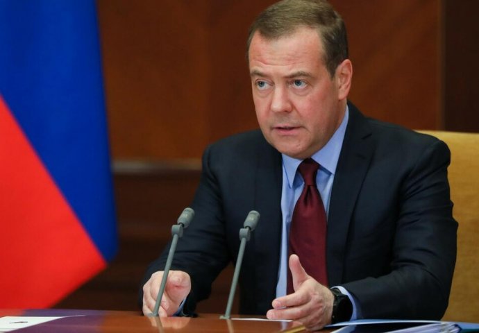 Medvedev: Otvorena je nova fronta