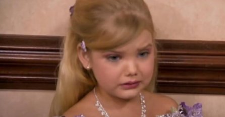 SA 2 GODINE JE IŠLA U SOLARIJUM, DRŽALA DIJETU I PROLAZILA TORTURU: Bila je najljepša djevojčica, a evo kako danas izgleda