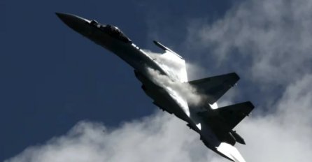 Jako bliski susret iznad Crnog mora: Ruski SU-35 na opasnih 5 metara od poljske Frontex straže