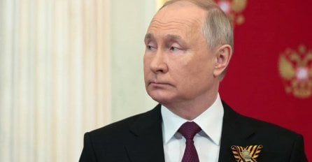 Putin održao žestok govor na Crvenom trgu, reagirao britanski premijer