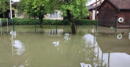 Stanje prirodne nesreće u Sanskom Mostu: Vodostaj rijeke Sane dosegao 343 cm