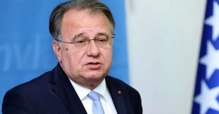 Nikšić: Vlada FBiH prati situaciju u poplavljenim područjima