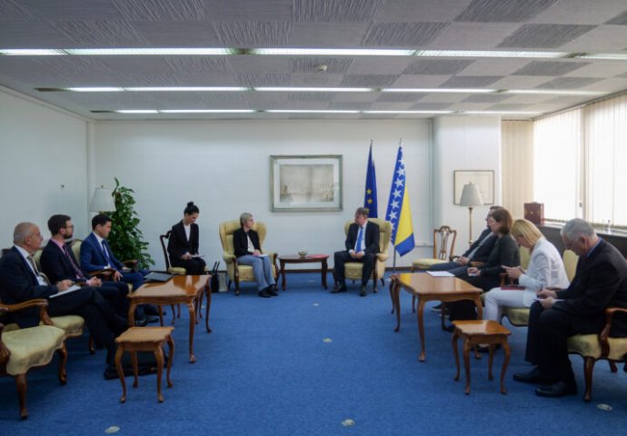 Nikšić sa delegacijom MMF-a: Otvoreni za razogovore, ne za restriktivne reforme