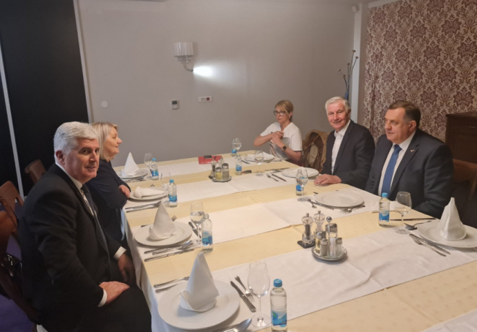 Dodik na ručku sa Čovićem i Krišto: “Opuštena atmosfera”