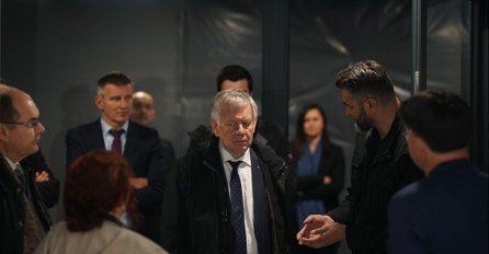 Kristijan Šmit boravio u Memorijalnom centru Srebrenica: Genocid se ne smije nikad i nikome ponoviti