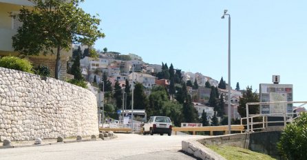 Učenici vraćeni s ekskurzije u Neumu: Utvrđuje se je li trovanje ili virus