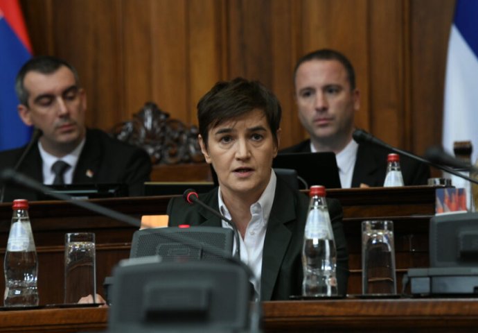 Lapsus Ane Brnabić: U Srbiji se vlast neće mijenjati na izborima