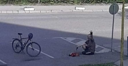 Otac dežura ispred bolnice u Tuzli: Ako zatreba keks, tu je, babo, pred bolnicom