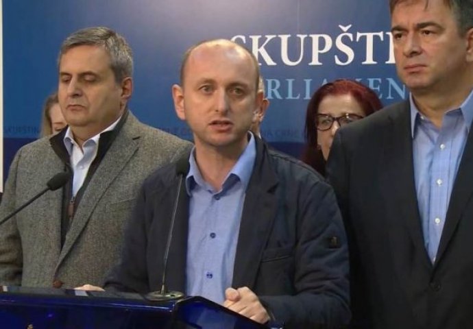 Crnogorski političar na mitingu: Ako postanem premijer povlačim priznanje Kosova