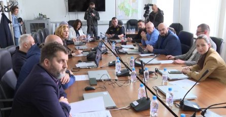 SMUŠENA VLAST! Sjednicu Vlade KS vodi dopremijer, Nihad Uk nije ni u Sarajevu!?