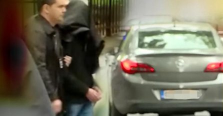 NOVI SNIMAK HAPŠENJA DJEČAKA-UBICE: Pogledajte trenutak kada mu policija stavlja kapuljaču na glavu (VIDEO)