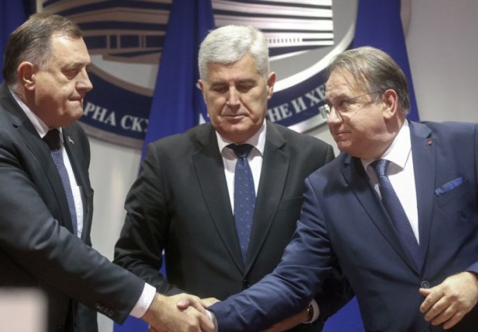 Sastanak Dodika, Čovića i Nikšića danas u Mostaru
