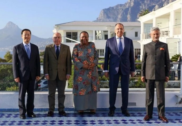 Sastanak BRICS ministara vanjskih poslova pred summit u Južnoj Africi: Kako pravno izbjeći Putinovo uhićenje?