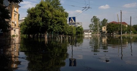 RAT U UKRAJINI, 469. DAN: Katastrofa nakon uništenja brane Nova Kahovka - ugroženi su deseci hiljada ljudi, poplavljen Herson i brojna naselja, ukrajinska strana tvrdi da je voda "odnijela" rusku vojsku, SAD oprezno odbio imenovati krivca