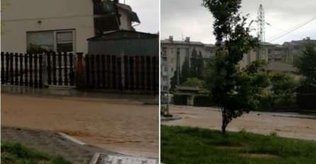 Jako nevrijeme pogodilo Banju Luku: "Rijeke" teku niz ceste, poplavljene garaže