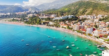 Plaže u Crnoj Gori koje su dobile „Plavu zastavicu“ za 2023. godinu