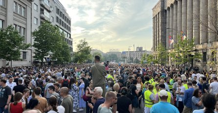 Govor glumca Milana Marića na protestu