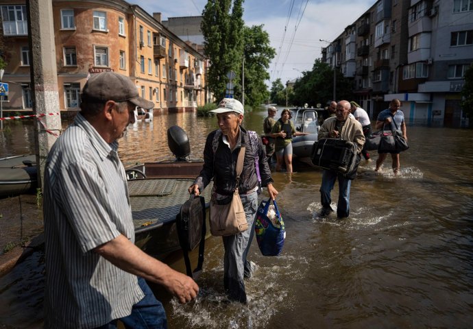 RAT U UKRAJINI, 472. DAN: U tijeku je spašavanje na poplavljenim prostorima, broj žrtava za sad nije velik, Kijev i dalje bez komentara o protuofenzivi, dron pogodio ruski grad Voronjež