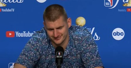 KOJA KRALJINA! Jokić ostao u čudu kad je čuo pitanje novinara, pa uslijedila legendarna reakcija kad je shvatio šta ga je upitao (VIDEO)