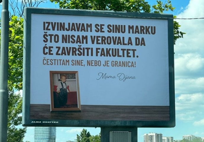 HIT! MAJKA UPUTILA JAVNO IZVINJENJE SINU: O ovom bilbordu u Beogradu svi pričaju