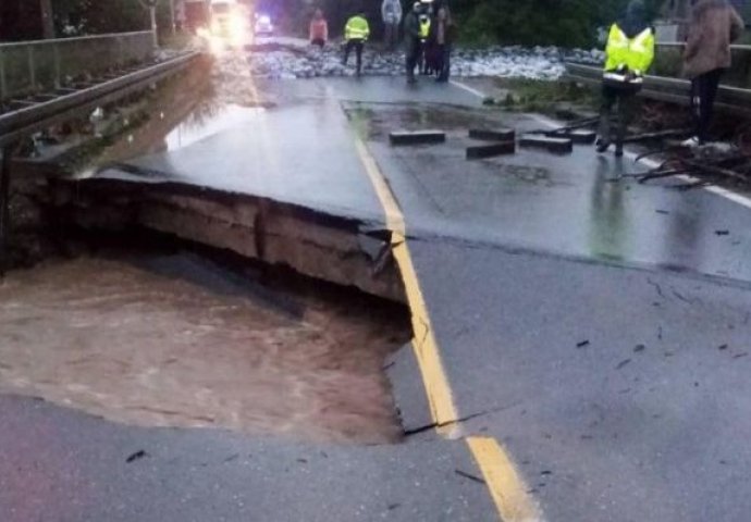 Vanredno stanje zbog poplava u 35 gradova i općina u Srbiji