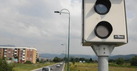 OVAJ RADAR JE .APSOLUTNI REKORDER PO BROJU ‘NAMIGIVANJA’: Snimio čak 16.734 prekršaja!