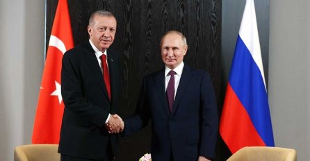 Kremlj: Erdogan poručio Putinu da podržava njegovo djelovanje prema pobunjenicima