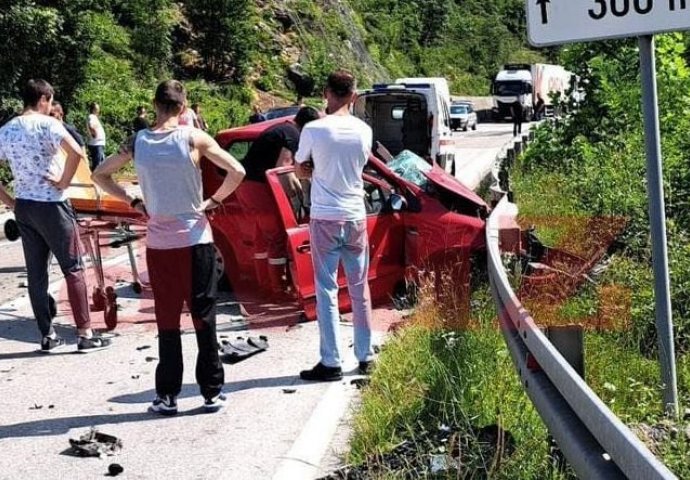 Stravična nesreća kod Jablanice: Prema prvim informacijama - ima stradalih