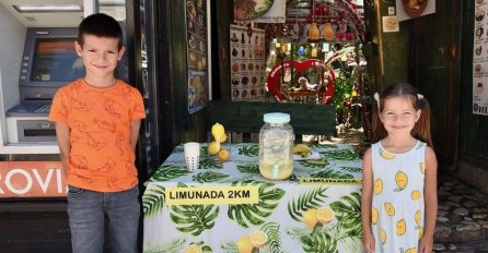 MALIŠANI NA BAŠČARŠIJI PRODAJU LIMUNADU: Tvoje je samo ono što daš, a evo šta planiraju da urade sa novcem koji zarade