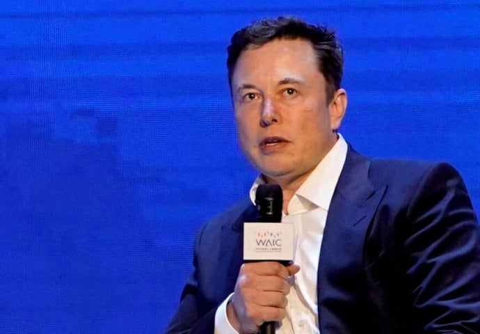 Musk ne plaća račune, nižu se tužbe