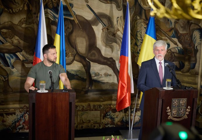 RAT U UKRAJINI, 499. DAN: Pred ključni NATO summit Zelenski obišao Prag i Sofiju, tvrdi kako ukrajinska ofenziva i dalje ima inicijativu, iz Bijele kuće odbili odgovoriti prate li kretanje Prigožina