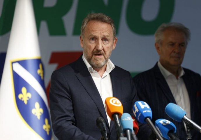 Izetbegović: Vrijeme za konačno zaustavljanje Dodika