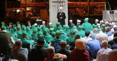 Muftija Fazlović u Potočarima: Majke Srebrenice su savjest našega vremena i naša moralna snaga