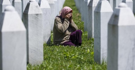 Majke Srebrenice: Zgroženi smo količinom mržnje koja se danas čuje iz Skupštine Srbije. Sramite se!