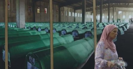 Bez trunke suosjećanja: Centrom Srebrenice odzvanjala pjesma “Veseli se srpski rode”