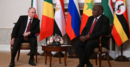 BILA BI TO ESKALACIJA BEZ PRESEDANA U JOHANNESBURGU: Putin želi doći na BRICS summit, južnoafričke vlasti ga odgovaraju, ICC mu prijeti uhićenjem, Ramaphosa poručio da je to onda "objava rata Rusiji"