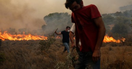  Ogroman požar kod Atine je opet izvan kontrole (VIDEO)