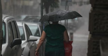 OPREZ, U 2 DIJELA SRBIJE I DANAS MOGUĆI PLJUSKOVI I GRMLJAVINA: Zbog nepogoda upaljen meteo alarm! Evo kada se vraćaju tropske temperature