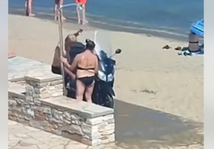 PA ZAR JE MOGUĆE DA OVO RADE NA PLAŽI? Bračni par prenerazio sve na plaži u Hrvatskoj, SVI U NJIH GLEDALI! (VIDEO)