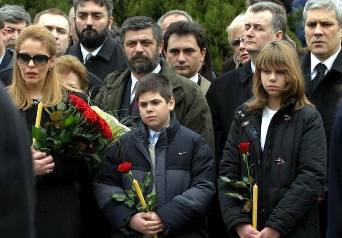 GDJE SU I KAKO DANAS IZGLEDAJU DJECA ZORANA ĐINĐIĆA: Tragedija im je obilježila život