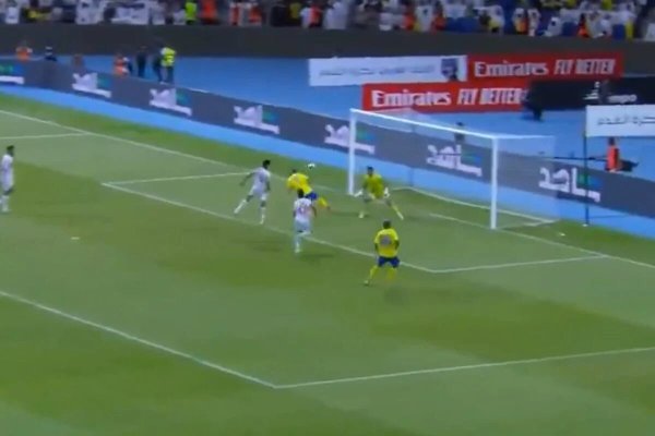 MA ON DEFINITIVNO NIJE S OVE PLANETE: Počelo je osmijehom, sve se brzo pretvorilo u bijes, a zatim je poletio Cristiano Ronaldo (VIDEO)