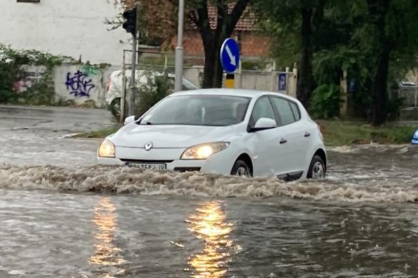 RHMZ IZDAO NAJNOVIJE UPOZORENJE: Ovi dijelovi Srbije su u CRVENOM! Građani, oprez! Stižu jaki pljuskovi i GRAD