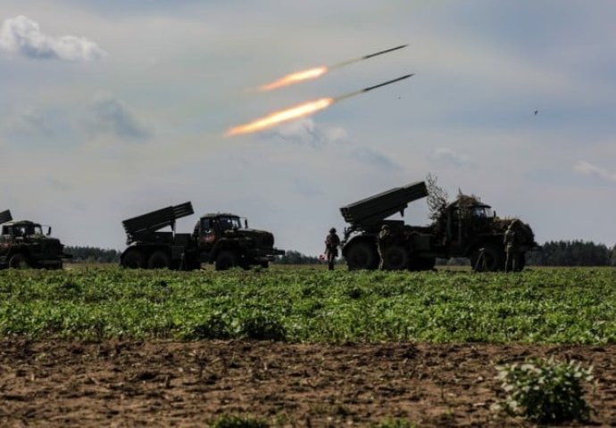 Bjelorusija započela vojne vježbe u blizini granica s Poljskom i Litvom