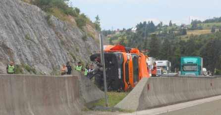 Tragedija: Vozač iz BiH kamionom usmrtio dvojicu radnika Hrvatskih autocesta