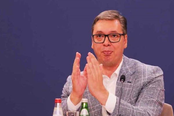 Zašto su Vučićeva obraćanja u večernjim satima? POSTOJI 1 JAKO VAŽAN RAZLOG